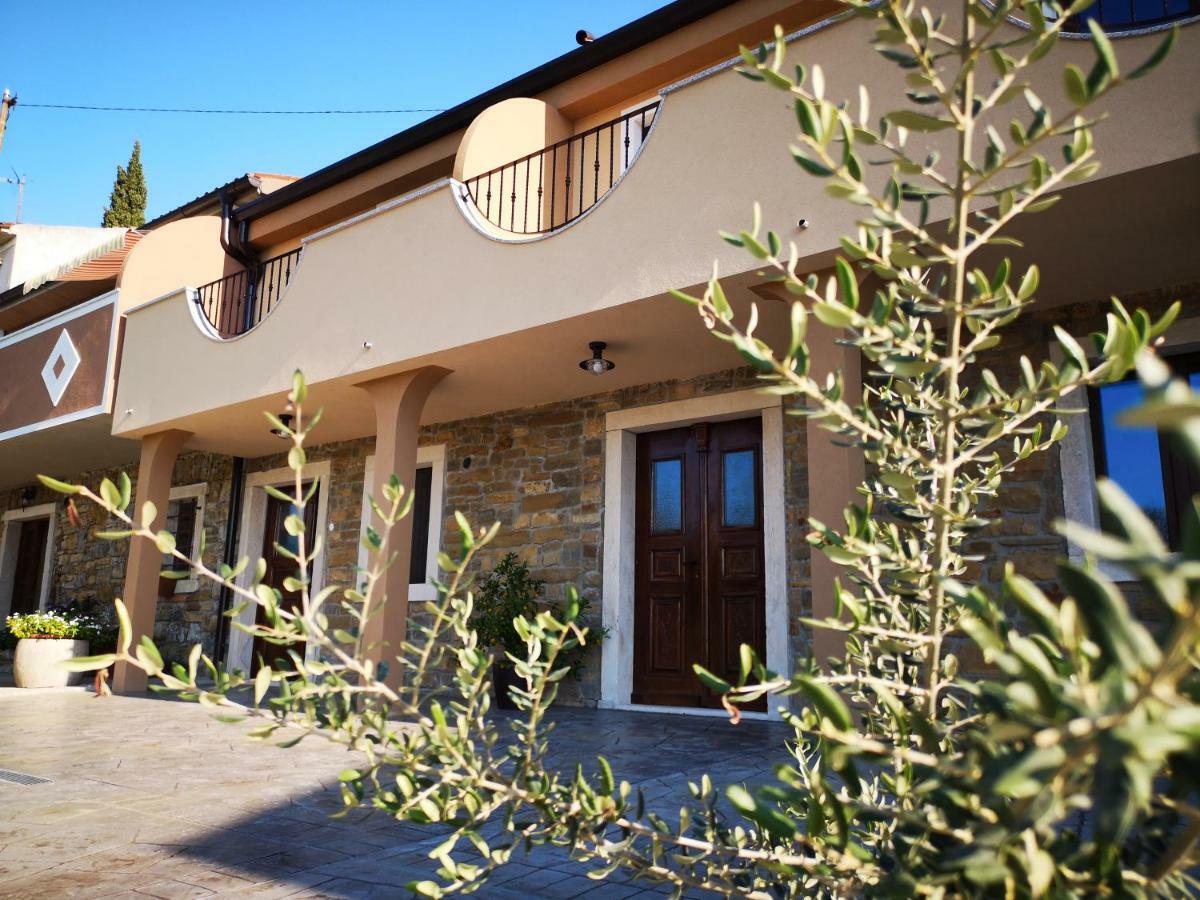 Apartments Gea Lucija Extérieur photo